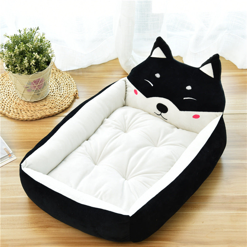 Black and white fleece pet bed with cat face design, plush cushion, cozy luxury pet furniture for homes