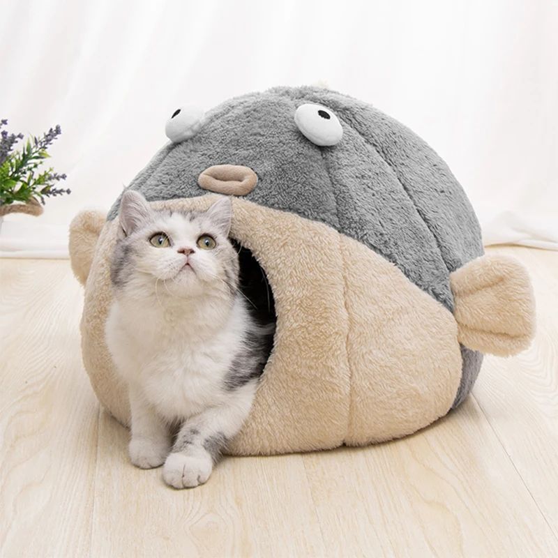 Cozy premium pet mat shaped like a balloon fish, providing a stylish and comfortable hideaway for pets.